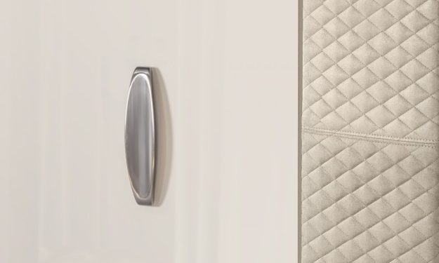 Спальня Paradise (кровать 1,6 м.; шкаф 5-ти дв.; комод) слоновая кость
